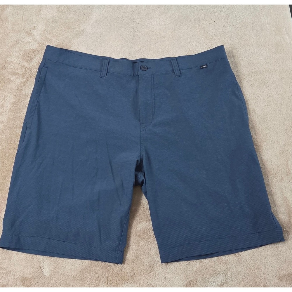 Travis Mathew Carlsbad‎ Golf Shorts 10" Men's Size 40 Striped Blue Stretch EUC